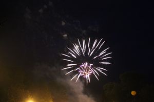 9 мая в Великих Луках. Шествие и салют