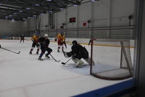 Две великолукские хоккейные команды провели встречу в рамках Чемпионата Псковской (ФОТО)