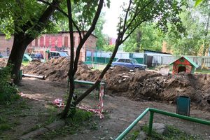 ​В Великих Луках, на территории детского сада №12, ведется замена отопительной системы (ФОТО)