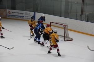 В великолукском «Айсберге» прошли матчи Чемпионата Псковской области по хоккею (ФОТО)