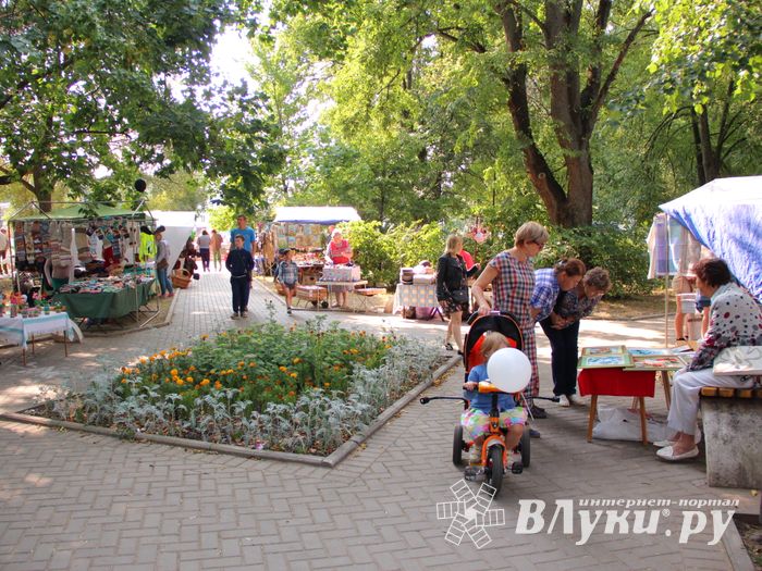 Великие Луки празднуют День города (ФОТО)