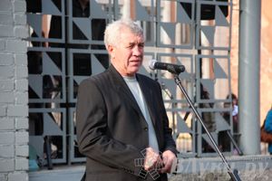 В Великих Луках прошло открытие мемориальной доски памяти Е.А. Клевцова