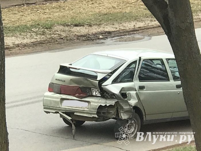 ДТП произошло на проспекте Гагарина (ФОТО)