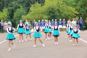 В Великих Луках проходит ​Международный фестиваль-конкурс среди мажореток и барабанщиц (ФОТО)