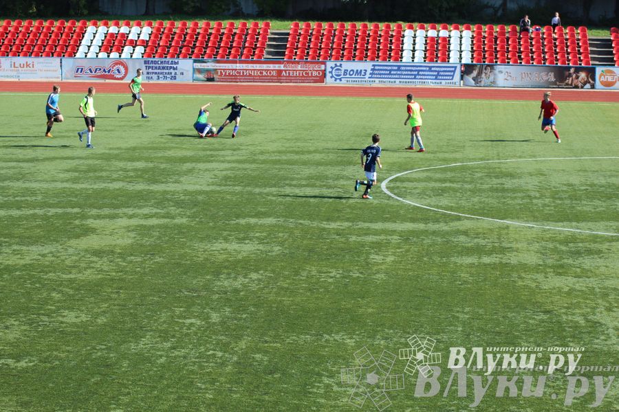 В Великих Луках завершился открытый турнир по футболу памяти М. Ф. Хренова (фото)