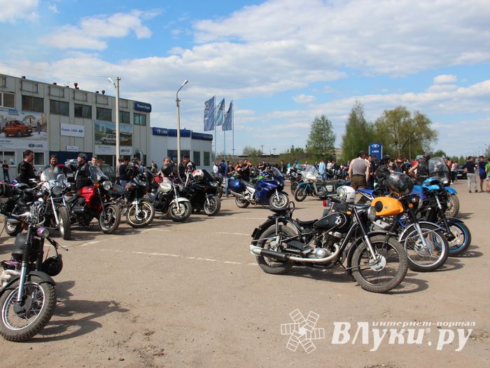 В Великих Луках прошло открытие мотосезона (ФОТО)