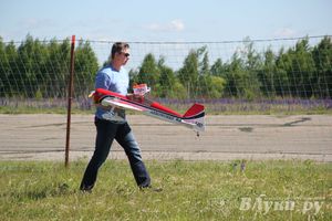 В Великих Луках прошел Фестиваль авиамодельного спорта (фото)
