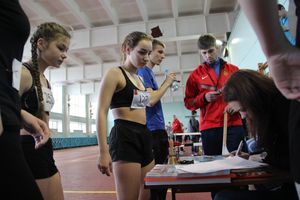 В Великих Луках легкоатлеты закрывают зимний сезон (ФОТО)