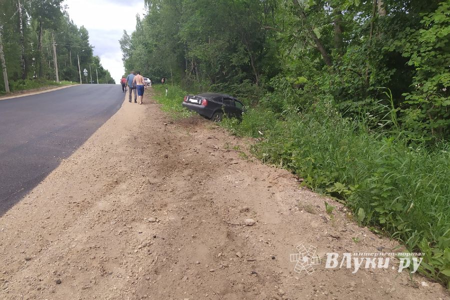 В Великолукском районе произошло ДТП (ФОТО)