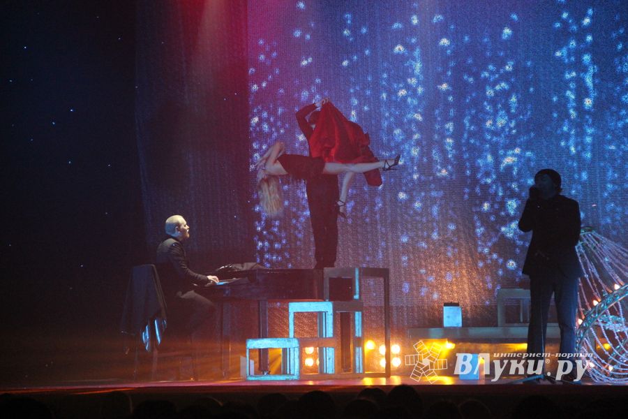 Состоялся концерт братьев Сафроновых «Империя иллюзий» (фото)