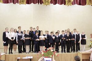 В великолукской школе № 13 чествовали лучших в спорте и учебе (ФОТО)