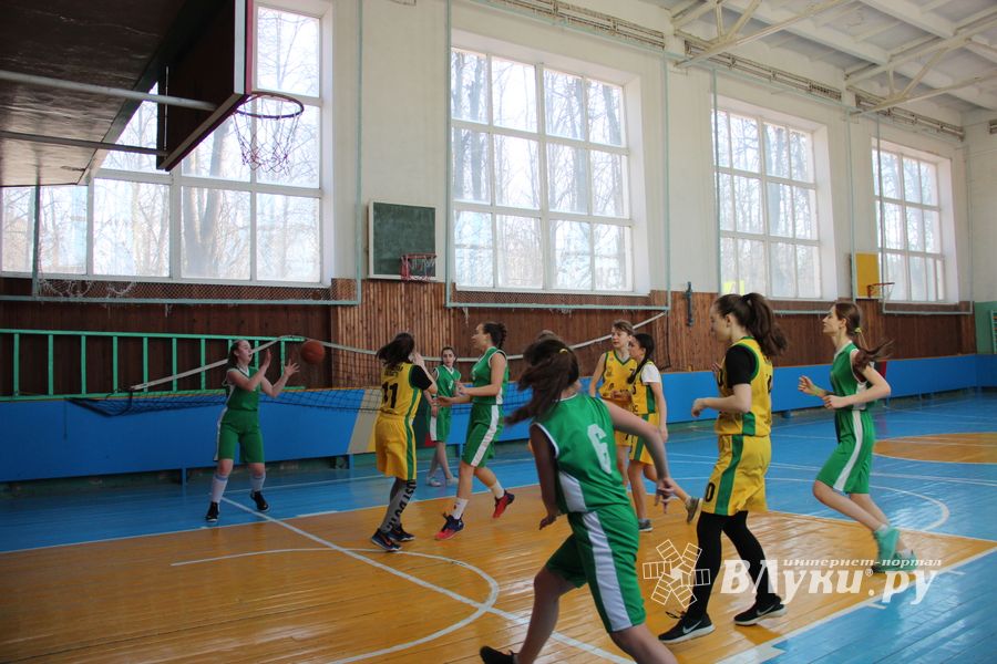 Великолучанки завоевали золото на открытом турнире по баскетболу (ФОТО)