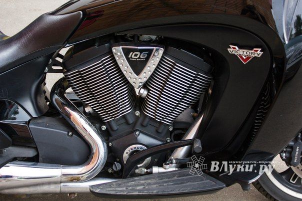 Иностранные туристы на электромобилях в Великих Луках (ФОТО)