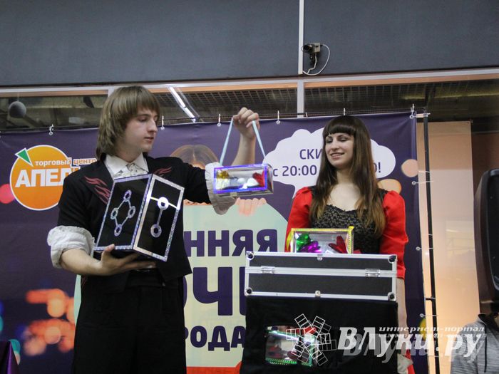 В ТЦ «Апельсин» прошла весенняя ночь распродаж