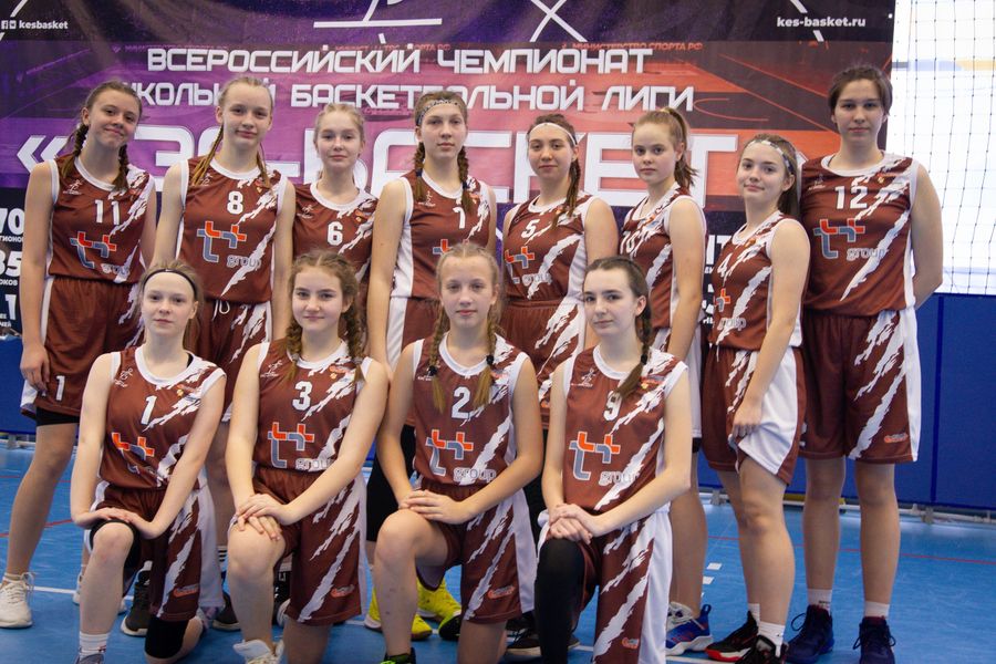 Великолукские школьницы — победители регионального этапа Чемпионата ШБЛ «КЭС-БАСКЕТ» (ФОТО)