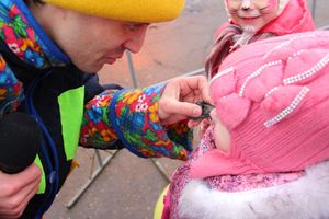 В Великих Луках сожгли Масленицу (фото)