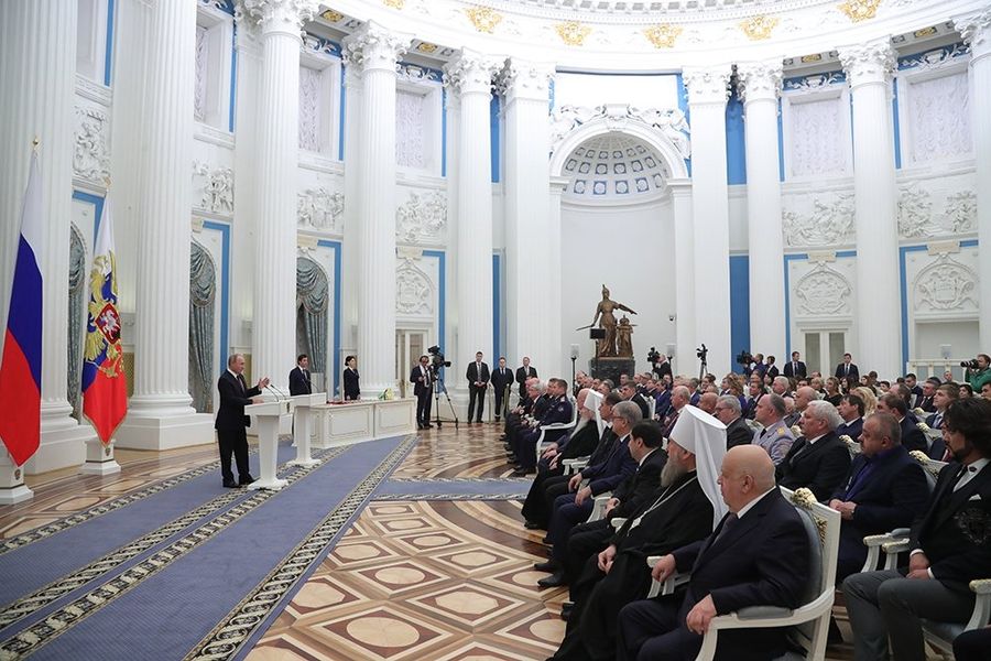 Андрей Турчак получил орден «За заслуги перед Отечеством» из рук Президента Путина (ФОТО)