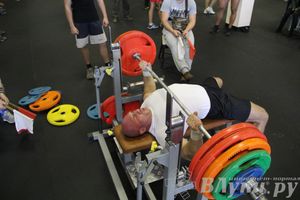 Первенство города по классическому жиму штанги и армлифтинг