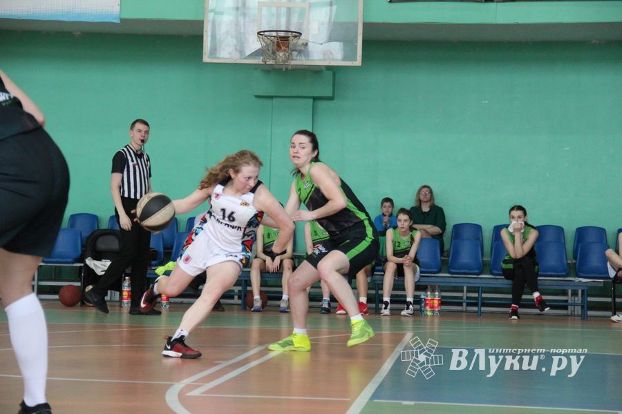 В Великих Луках прошли студенческие игры АСБ Лиги Белова (ФОТО)