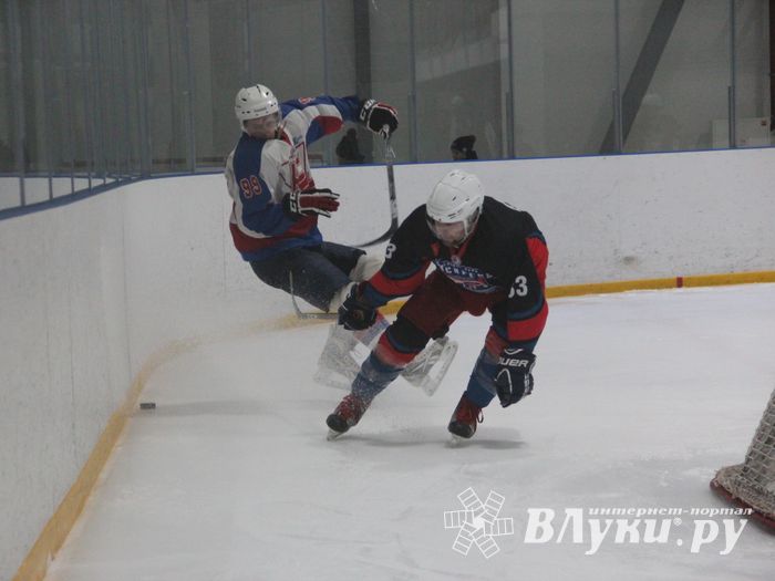 Великолучане уступили красногородцам поездку в Сочи (ФОТО)