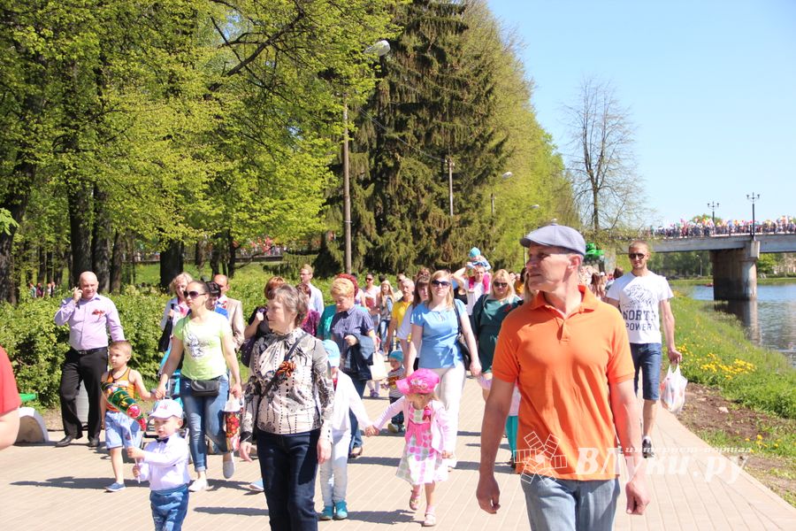 Великолучане отпраздновали День победы (ФОТО)