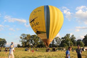 Сегодня вечером аэростаты плыли над городом (ФОТО)