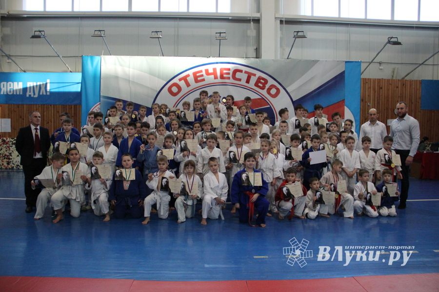 В Великих Луках прошли соревнования по дзюдо (ФОТО)