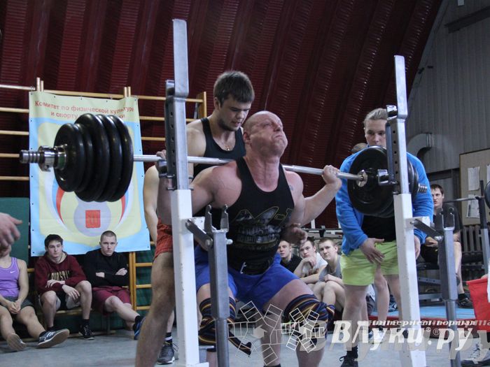 Первенство города Великие Луки по пауэрлифтингу и жиму лежа
