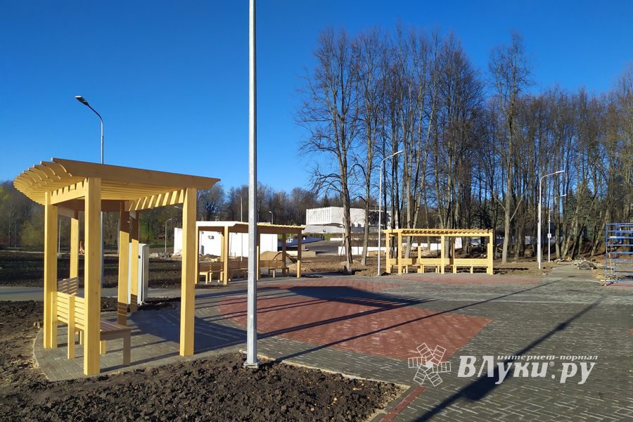 В парке «Петровском» появились перголы (ФОТО)