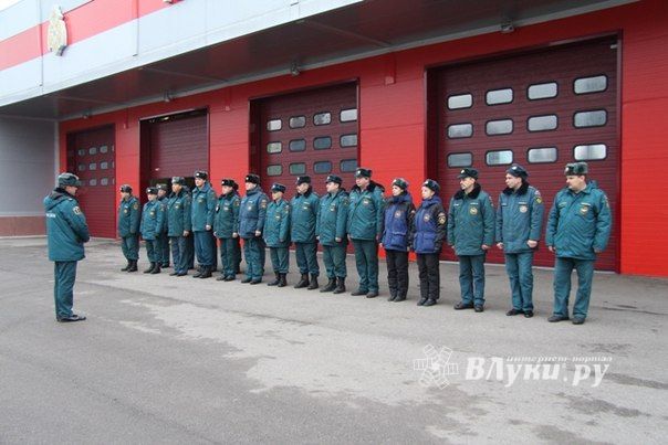 МЧС: Сотрудники МЧС отрабатывают мероприятия по ликвидации последствий пожара (фото)