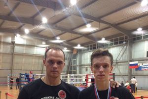 Великолукские спортсмены привезли награды с турнира по кикбоксингу (ФОТО)