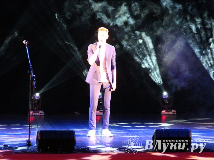 В Великих Луках состоялся финальный концерт медиа проекта «Новые Голоса на Новом Радио» (ФОТО)