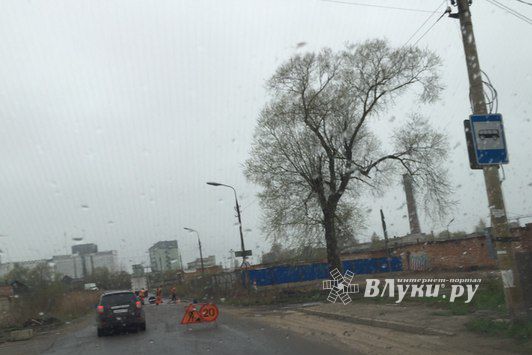 На ул. Промышленная ведутся дорожные работы