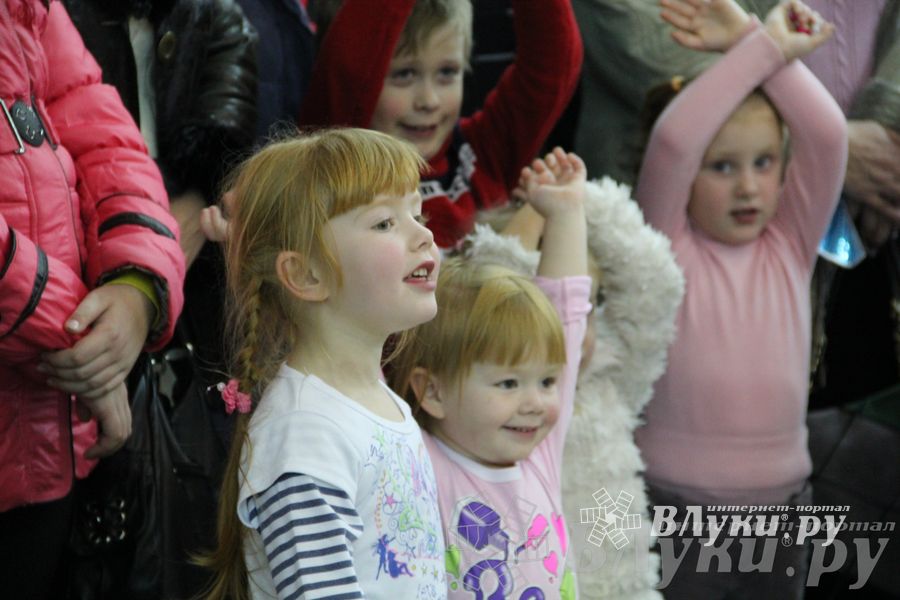 Ночь распродаж в ТЦ «Апельсин»