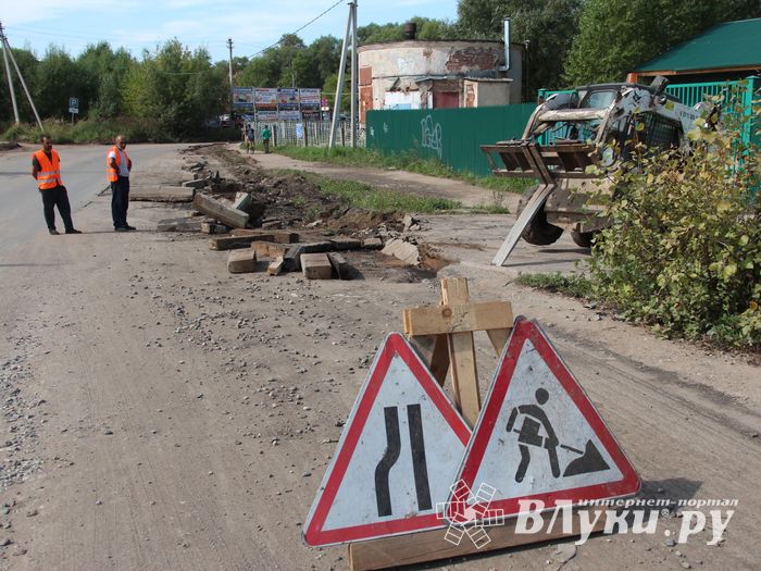 Улицу Дьяконова расширяют (ФОТО)