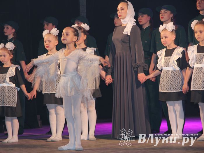 18 мая состоялся юбилейный концерт коллектива мажореток «Золотые погоны» (ФОТО)