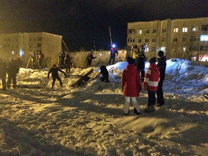 Последствия схода лавины в Мурманской области (фото)