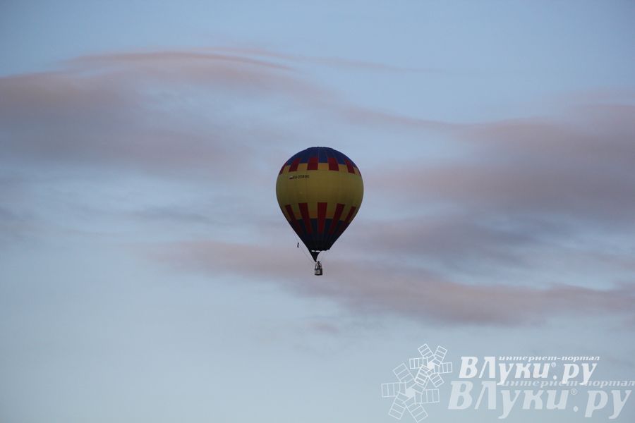 Пилоты совершили третий спортивный полет