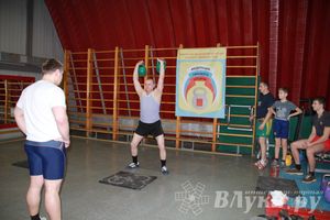 В Великих Луках состоялся Чемпионат по гиревому спорту (фото)
