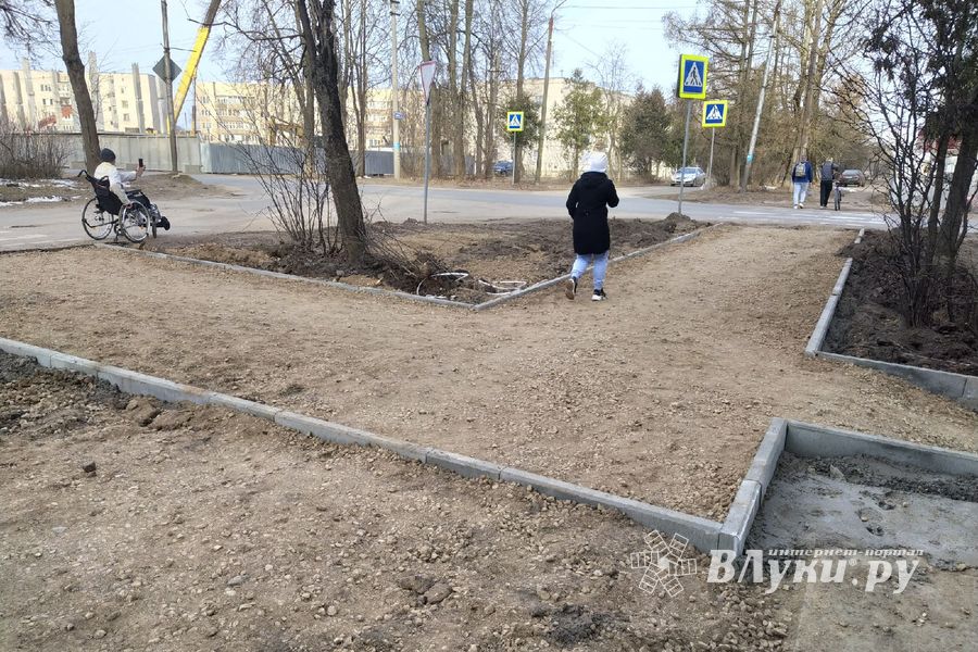 На улице Герцена идёт капитальный ремонт тротуаров (ФОТО)