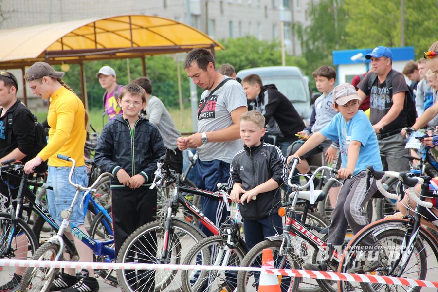 В Великих Луках состоялся «Велопарад» (ФОТО)