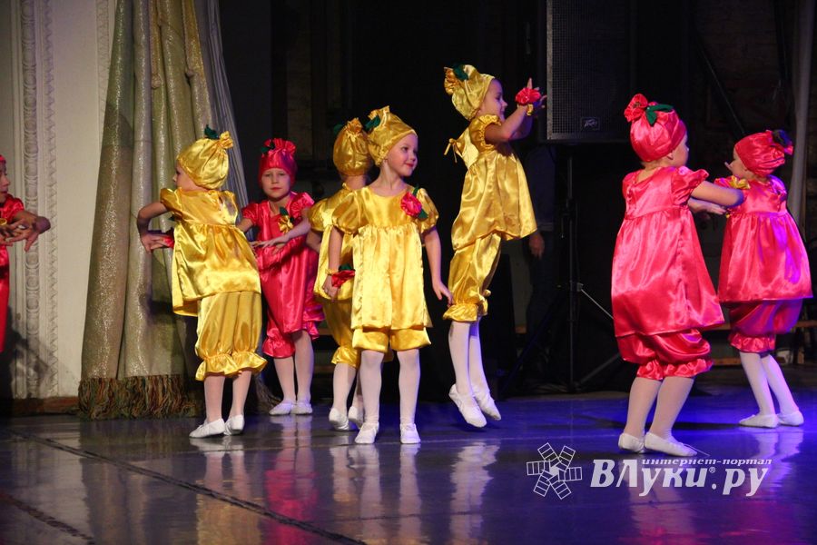 В ГДК им. Ленина встречают Новый год (ФОТО)