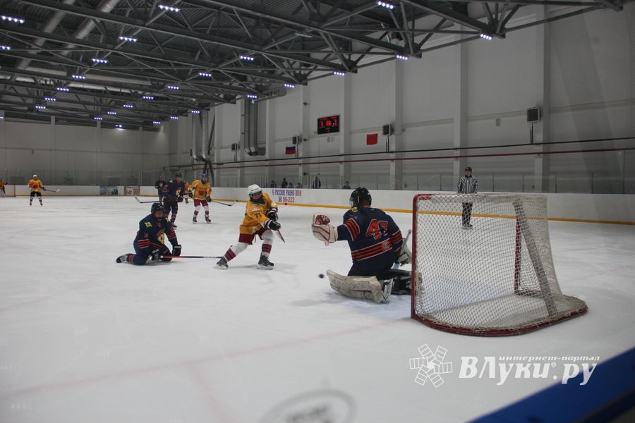 ХК «Луки-Экспресс» обошла псковскую «Гвардию» по буллитам (ФОТО)