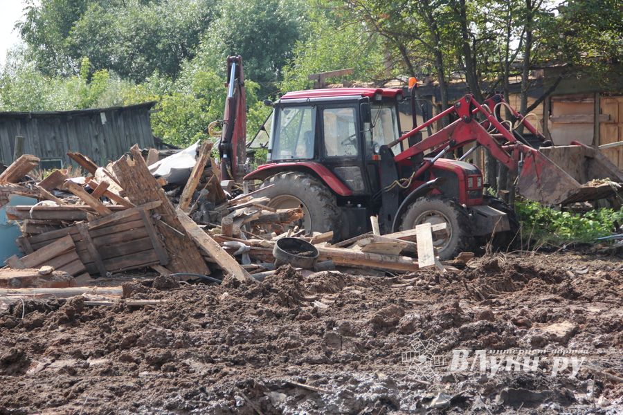 Здесь будет въезд на путепровод (ФОТО)