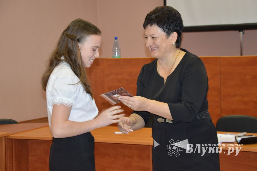 В Администрации Великолукского района состоялось торжественное вручение знаков отличия ГТО (ФОТО)