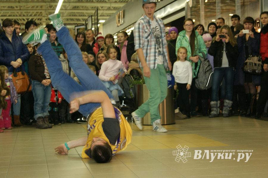 Ночь Распродаж в ТЦ «Апельсин»