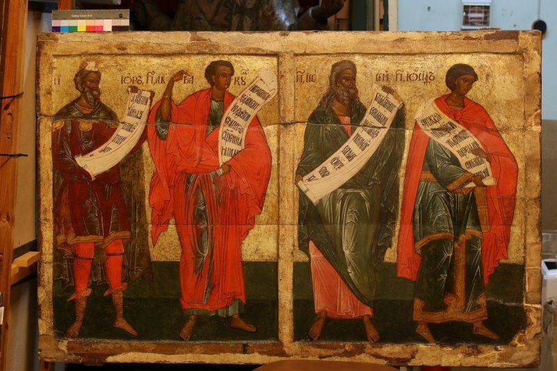 Три иконы, скульптура и портрет вернулись в Псковский музей-заповедник после реставрации (ФОТО)