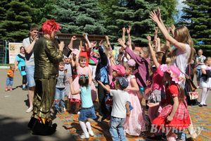 День защиты детей отпраздновали В Великих Луках (фото)