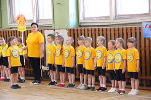 В Великих Луках проходят спортивные соревнования среди дошколят «Юные олимпионики» (ФОТО)