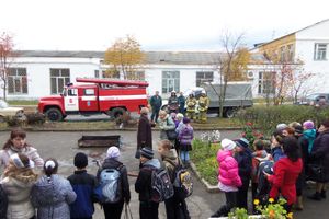Детям показали пожар
